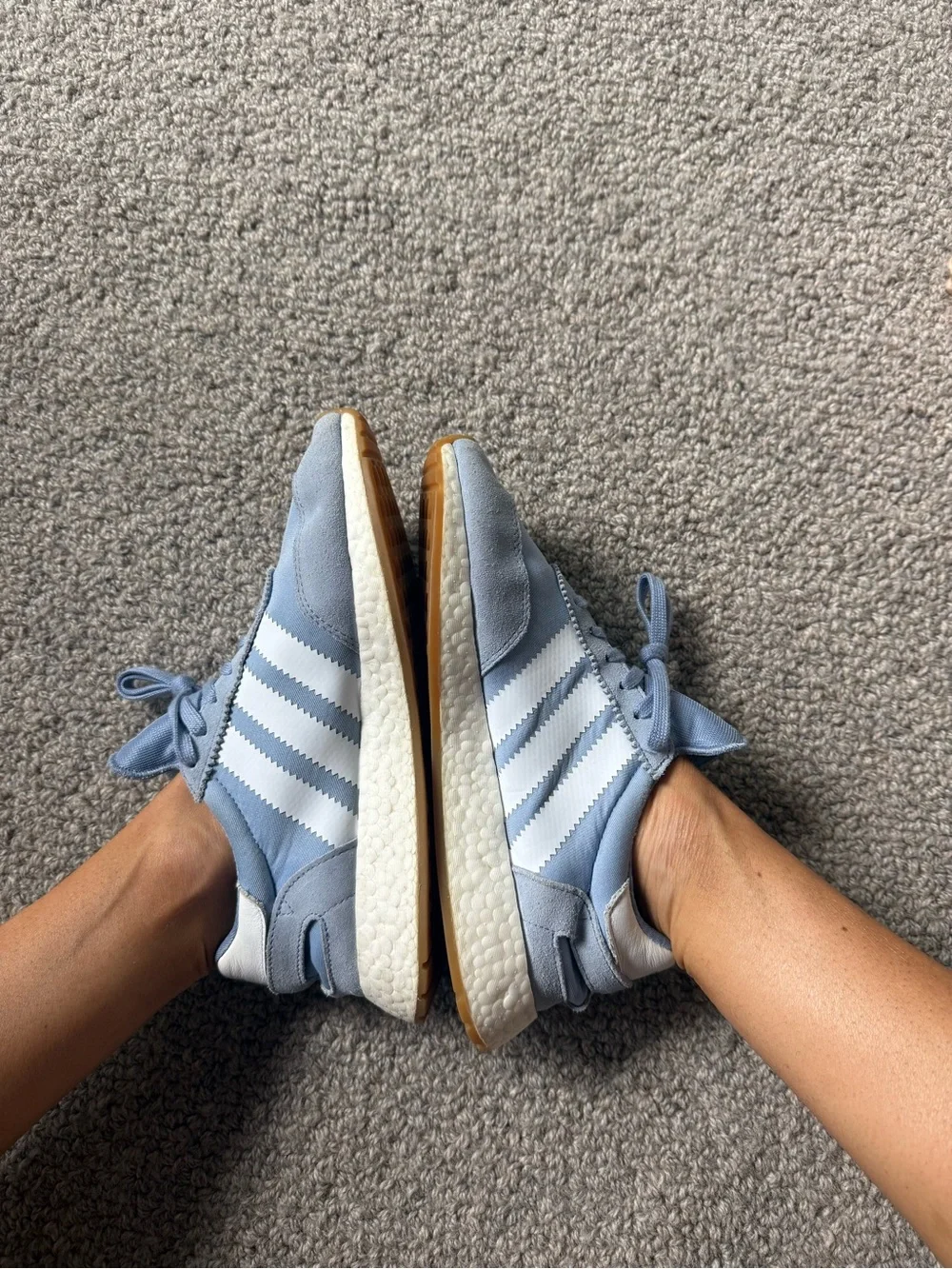 adidas Originals Light Blue and White Women's Retro Runner Sneakers